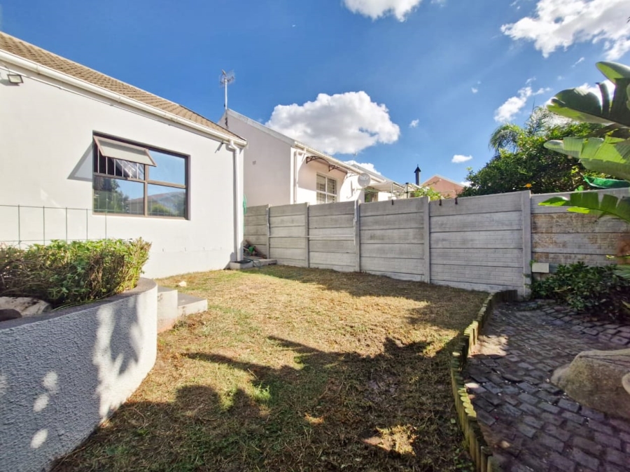 2 Bedroom Property for Sale in Protea Village Western Cape